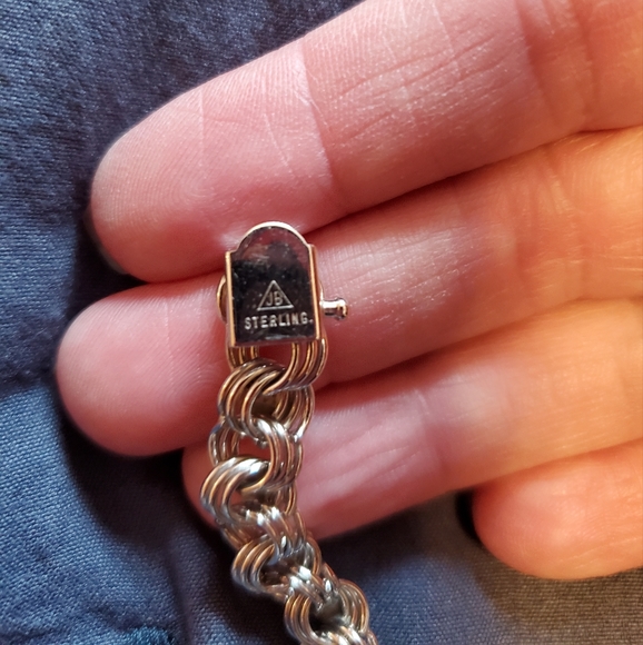 Vintage Women's Bracelet - Picture 3 of 4